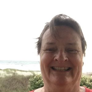 Meet your Posher, Linda